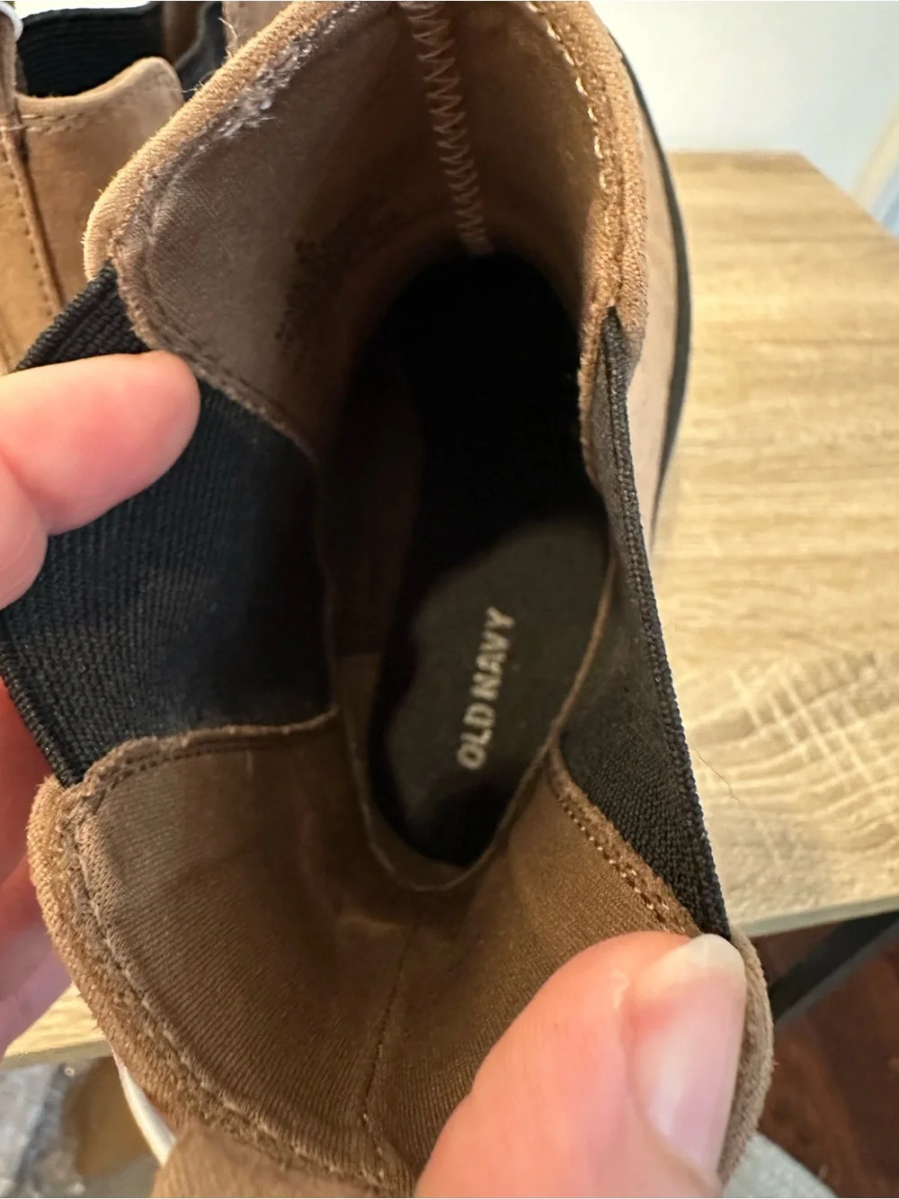 Old Navy Tan Chelsea Ankle Boots NWT Size 6